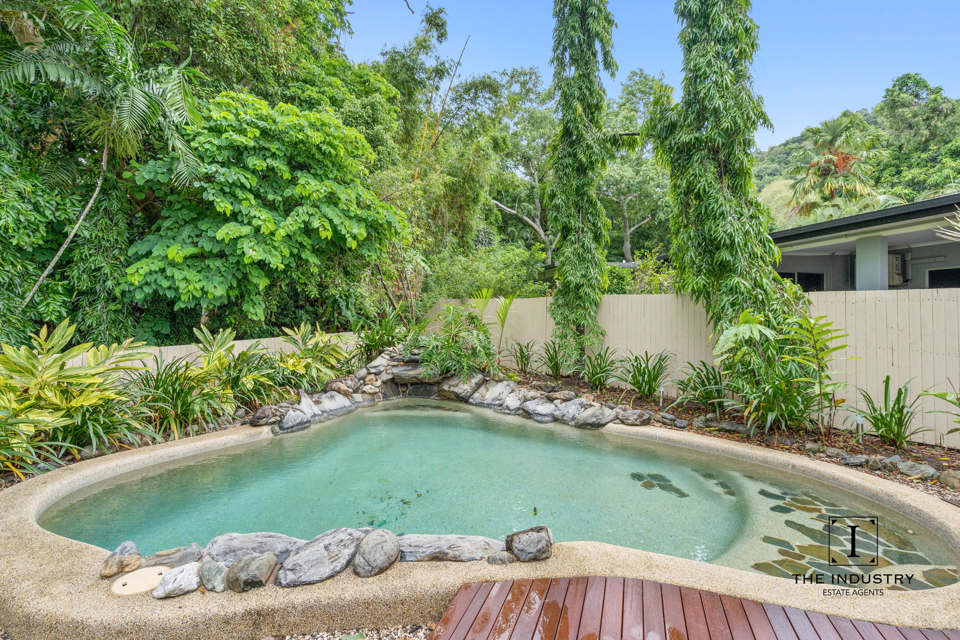 32 Jamieson Street, Trinity Beach, QLD 4879 AUS