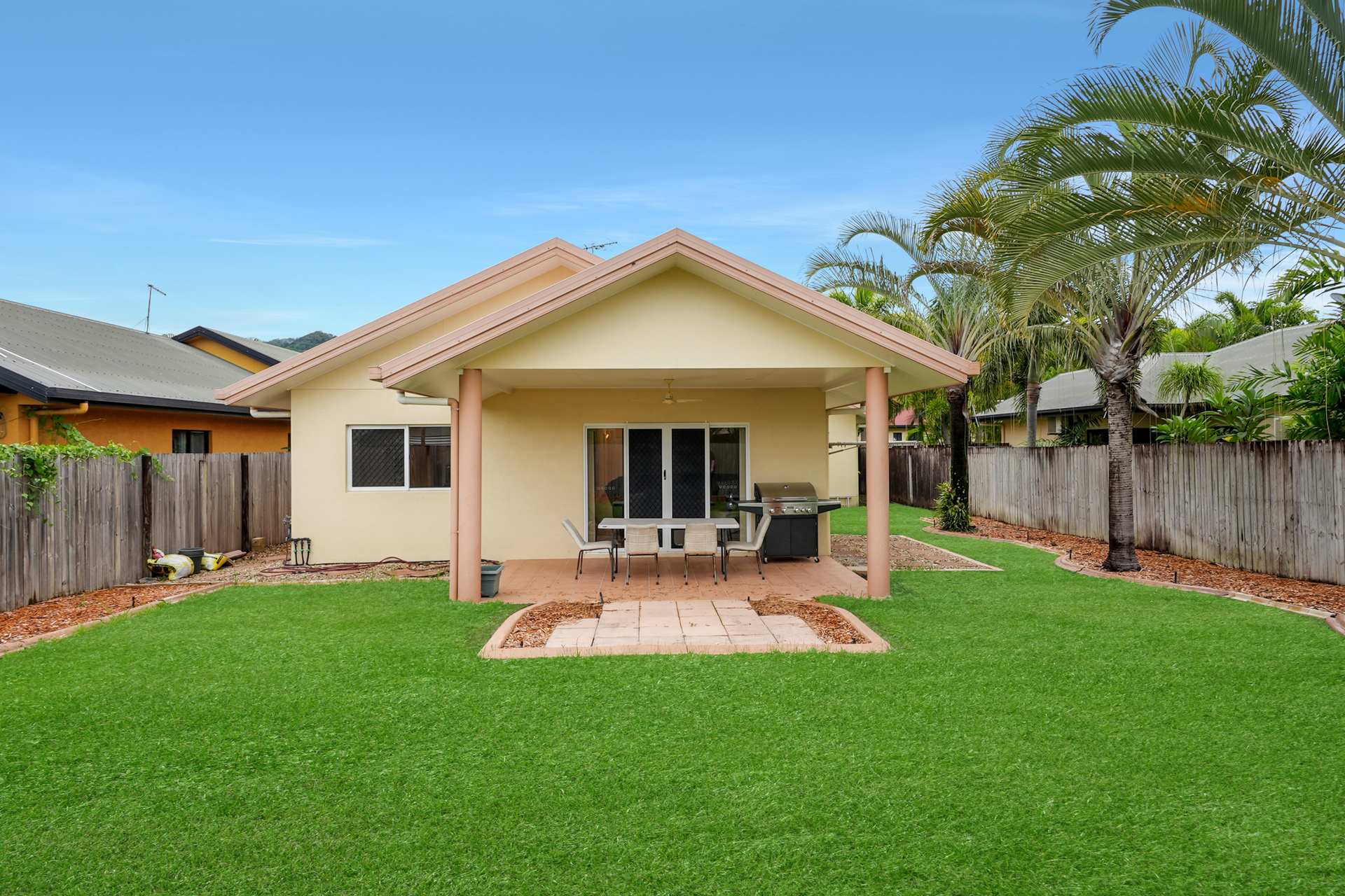 12 Ellis Close, Kewarra Beach, QLD 4879 AUS