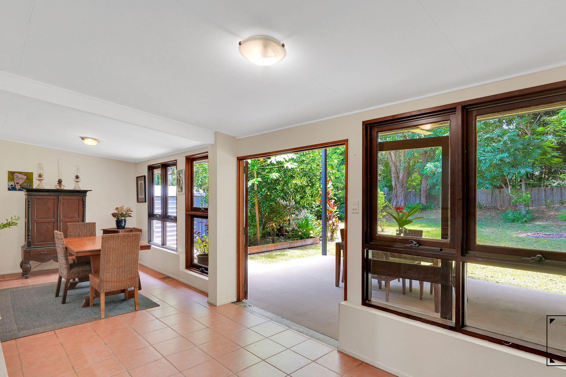 16 Bataan Close, Trinity Park, QLD 4879 AUS