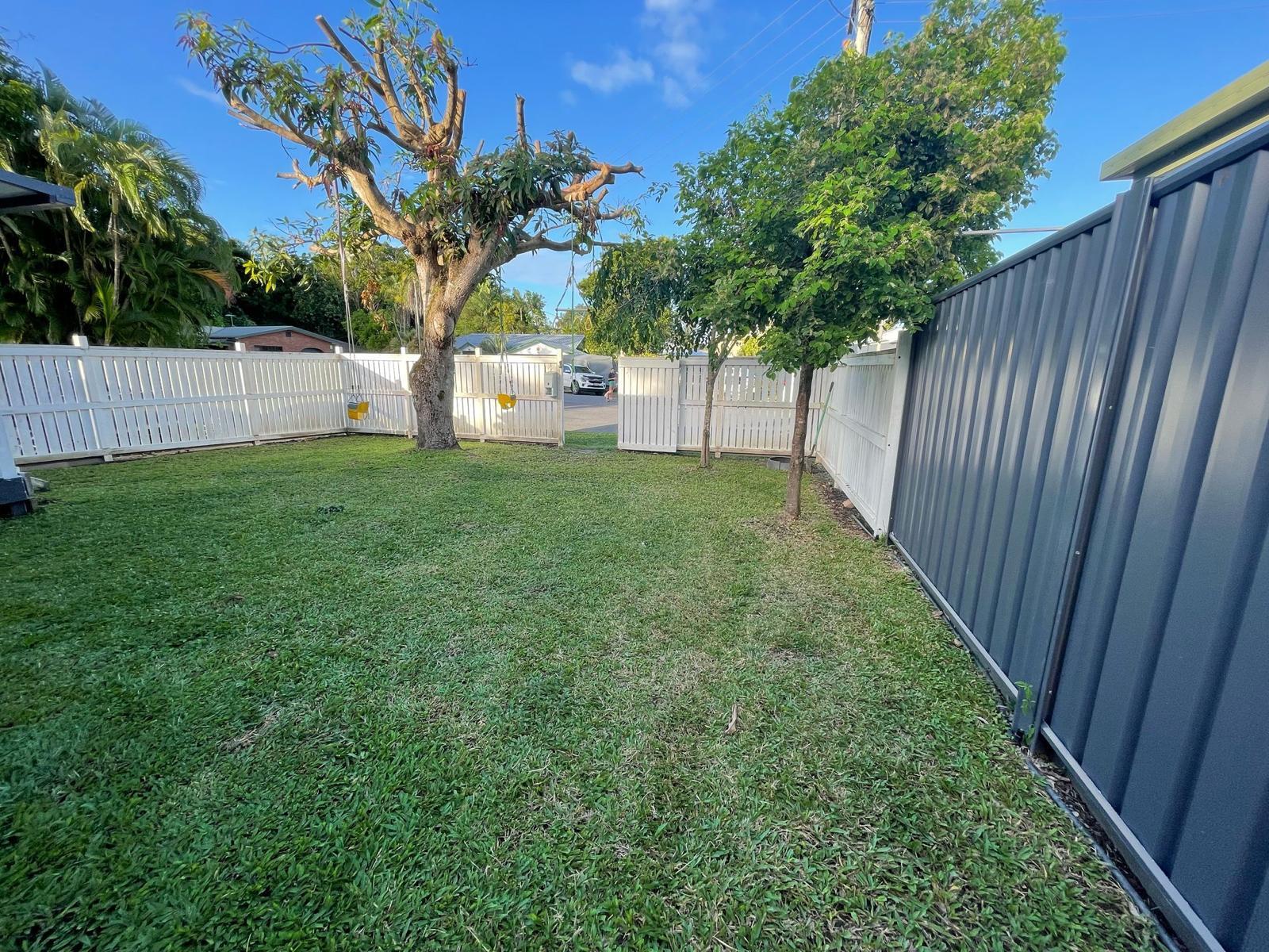 1/3 Agincourt Close, Clifton Beach, QLD 4879 AUS