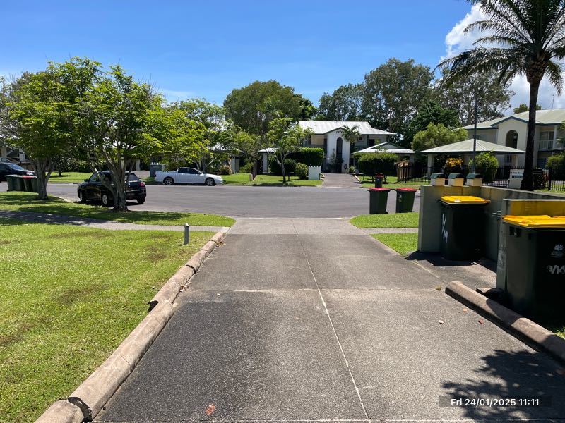 1/14 Ingham Court, Mooroobool, QLD 4870 AUS