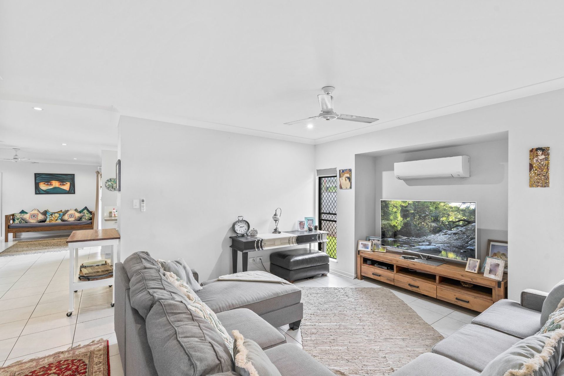 164 Roberts Drive, Trinity Beach, QLD 4879 AUS