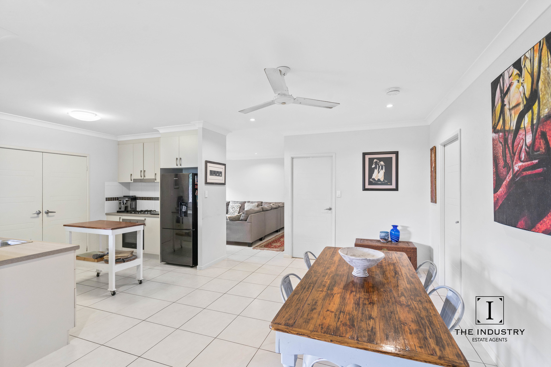 164 Roberts Drive, Trinity Beach, QLD 4879 AUS