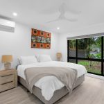 21 Maple Street, Holloways Beach, QLD 4878 AUS